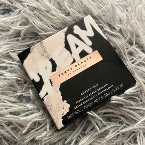 Fenty Cheeks Out Bronzer - Toffee Tease